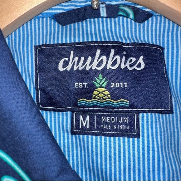 Chubbies The One Man Wolf Pack Friday Shirt The Neon Lights Medium NWT - Picture 6 of 11